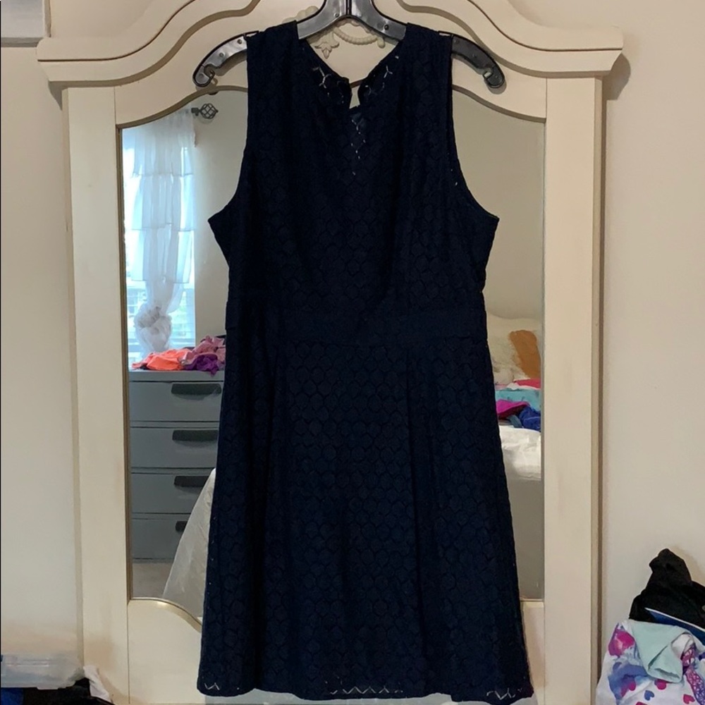 Dressed - Picture 4 of 5